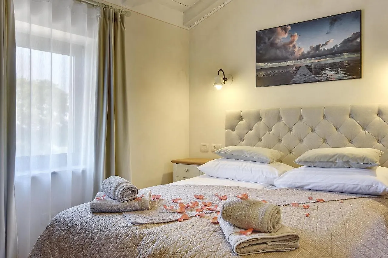 Azur Villa Muntic Croatia